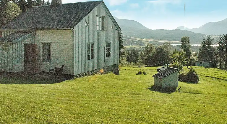 Holiday home in Eide