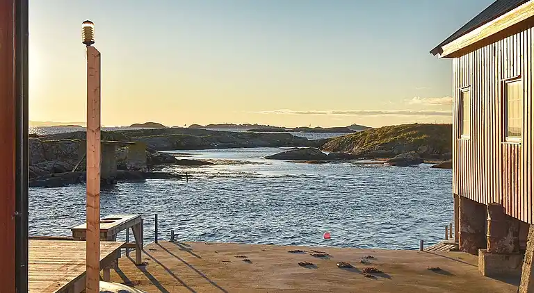 Semesterbostad i Bud