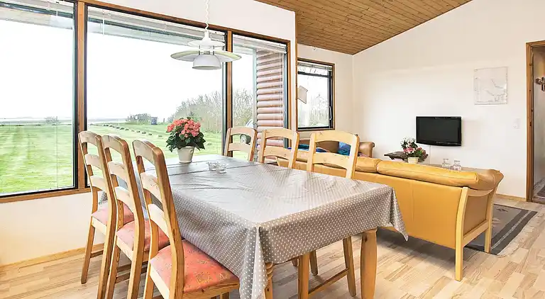 Holiday home in Føllenslev