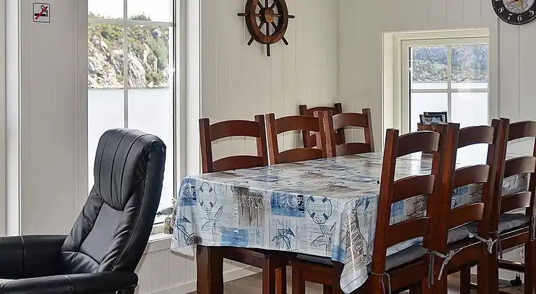 Holiday home in Øklandsvåg