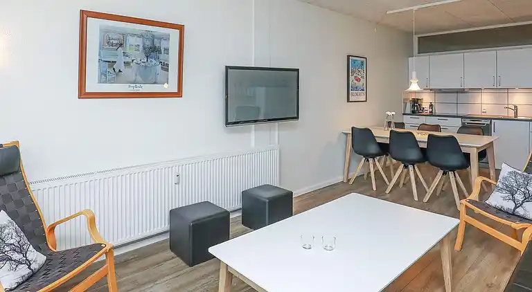 2 vær.m/havudsigt,renoveret