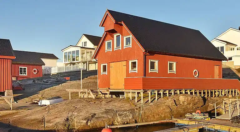 Semesterbostad i Bud