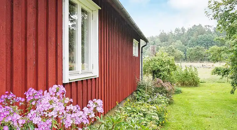 Holiday home in Rävige