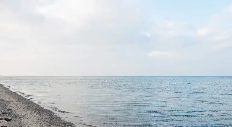 Sommerhus ved Fjellerup Strand
