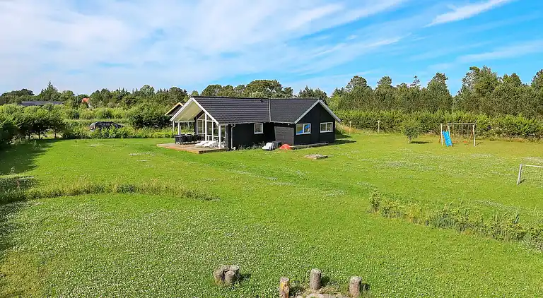 Feriebolig ved Bratten Strand