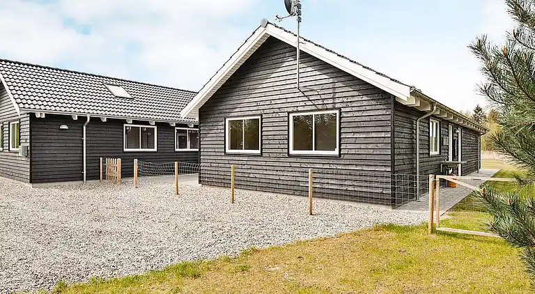 Holiday home in Fjellerup Strand
