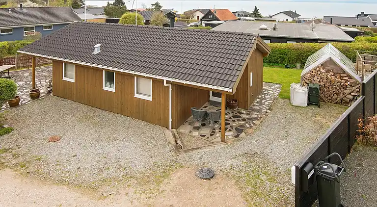 Holiday home in Følle Strand
