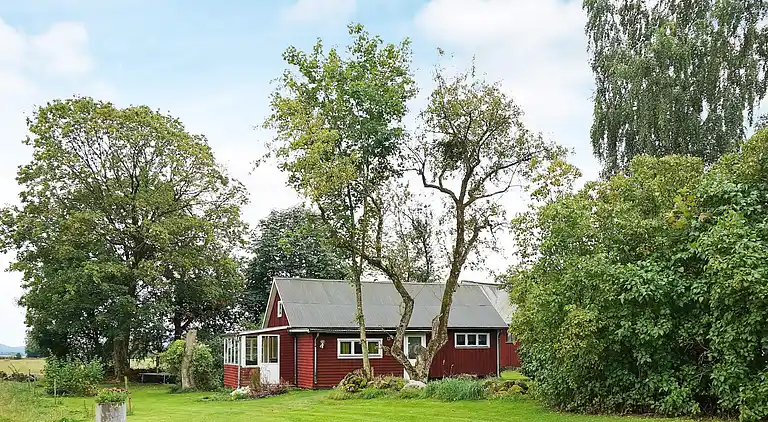 Holiday home in Rävige