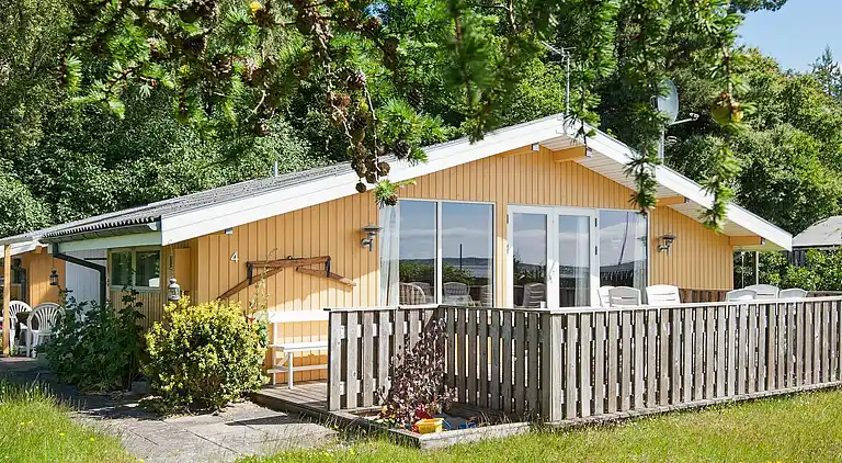 Sommerhus ved Lyngsbæk Strand