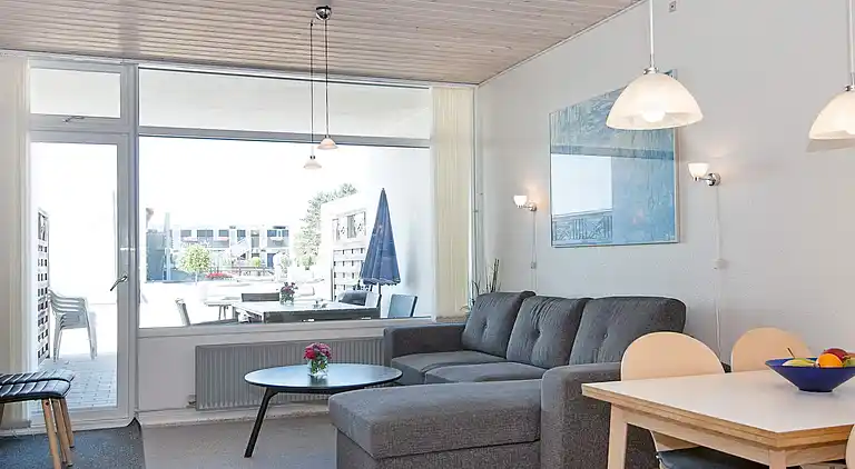 2 room,ground floor,Premium