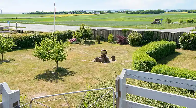 Sommerhus ved Øer Strand