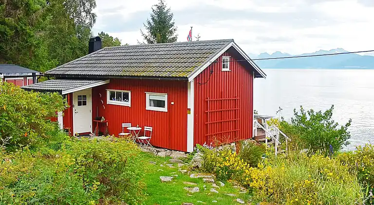 Holiday home in Kringstad