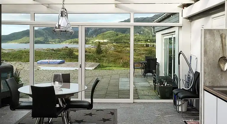 Holiday home in Sørfinnset