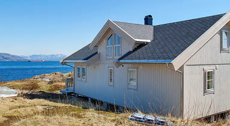 Holiday home in Nordøyvågen