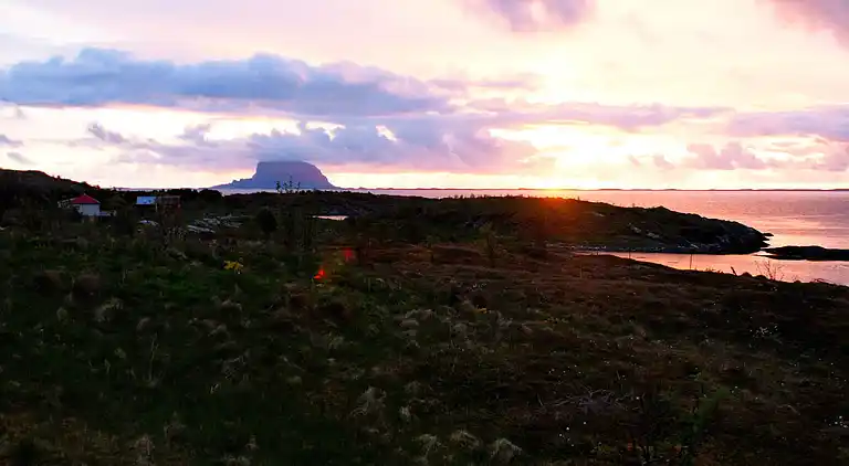 Holiday home in Nordøyvågen