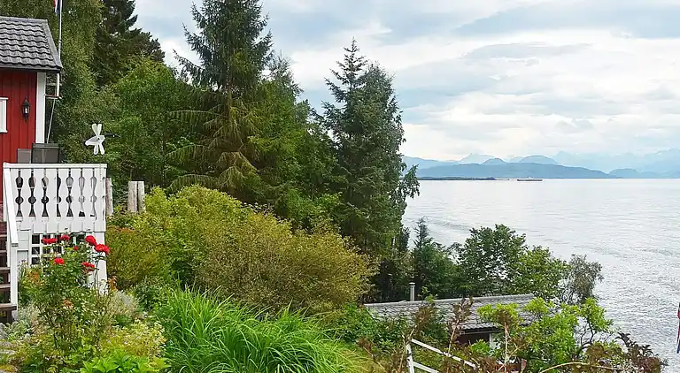 Holiday home in Kringstad