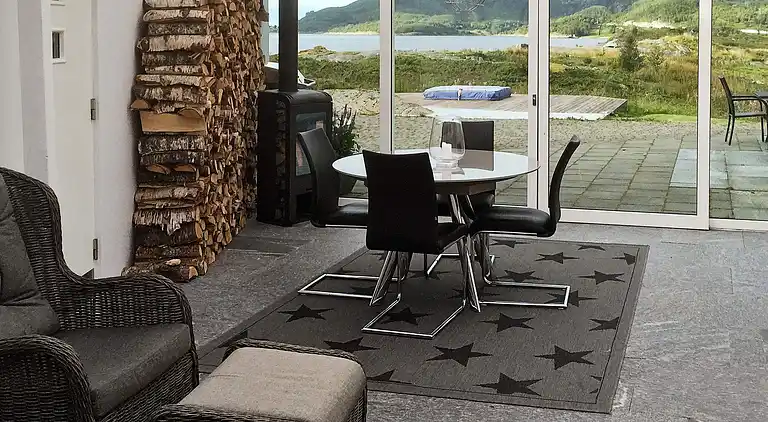 Holiday home in Sørfinnset