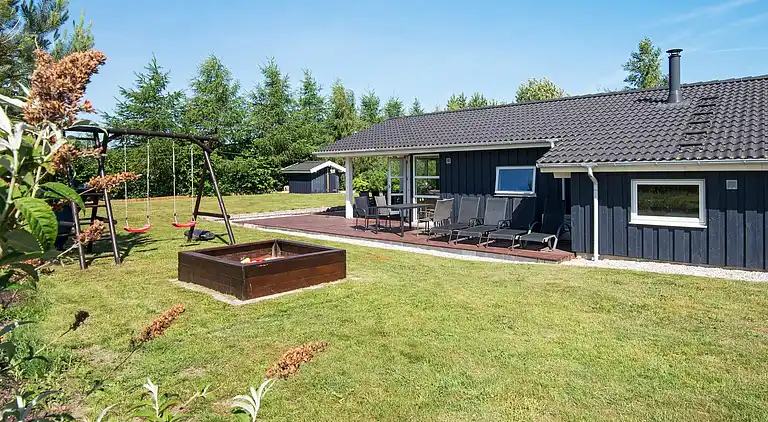 Holiday home in Fjellerup Strand