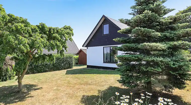 Sommerhus ved Skåstrup Strand