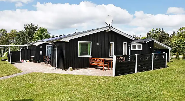 Holiday home in Øster Hurup