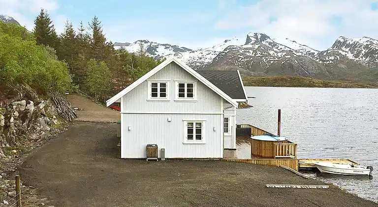 Holiday home in Vågan