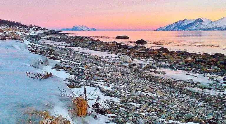 Holiday home in Sør-Lenangen