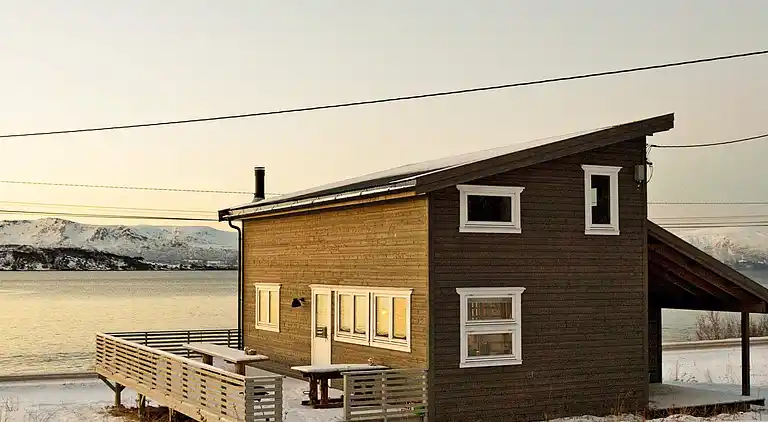 Holiday home in Sør-Lenangen