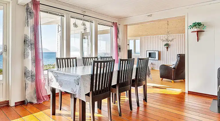 Holiday home in Lyngen