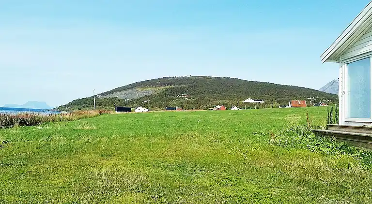 Holiday home in Lyngen