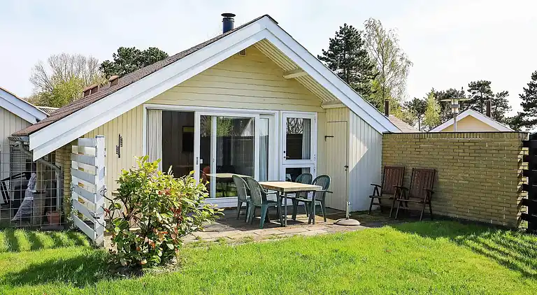 Holiday home in Askeby