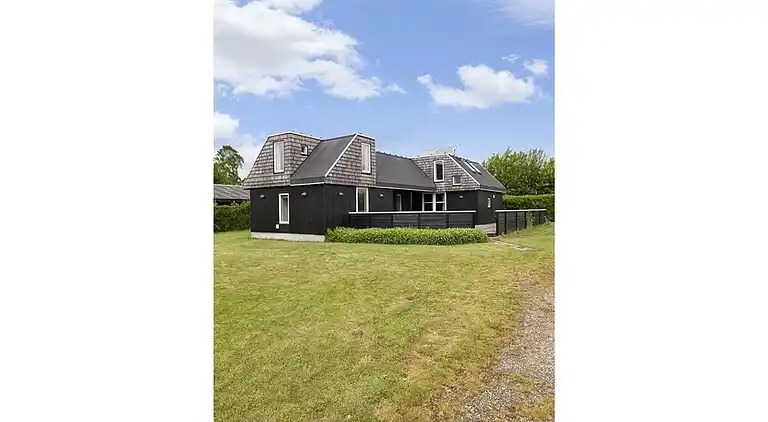 Holiday home in Følle Strand