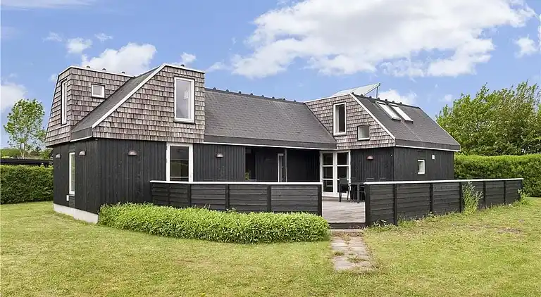 Holiday home in Følle Strand