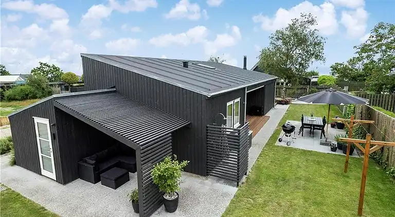 Semesterbostad vid Saksild Strand