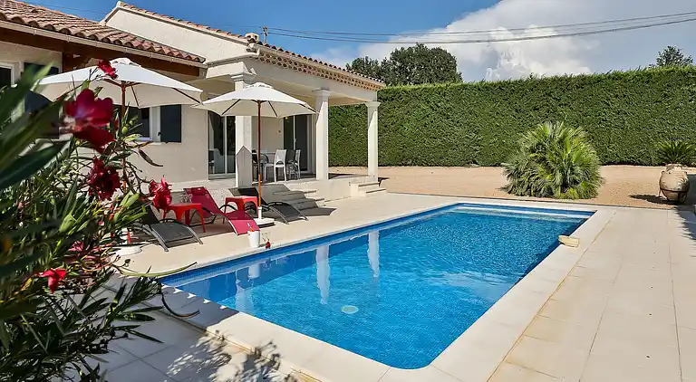 Villa in Sainte-Cécile-les-Vignes