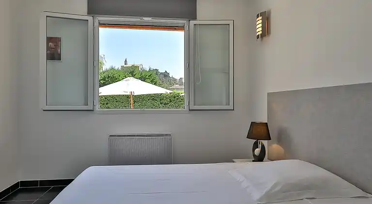 Villa in Sainte-Cécile-les-Vignes