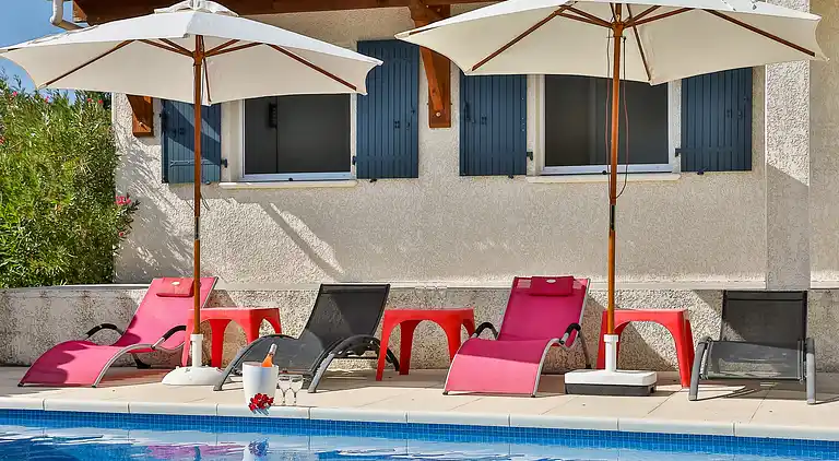 Villa in Sainte-Cécile-les-Vignes