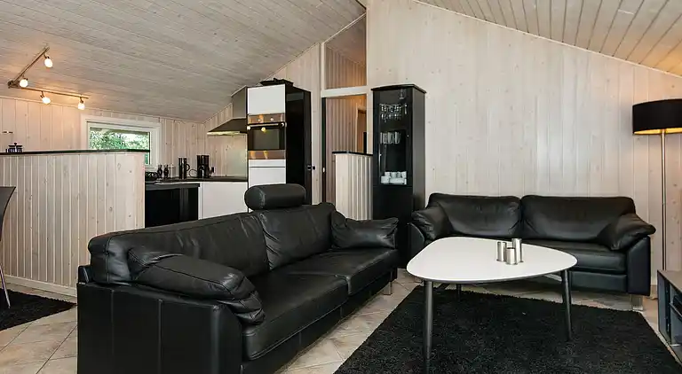 Semesterbostad vid Rindby Strand