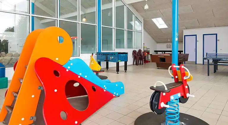 3 vær.2 plan,opv.maskine 4+2 pers.