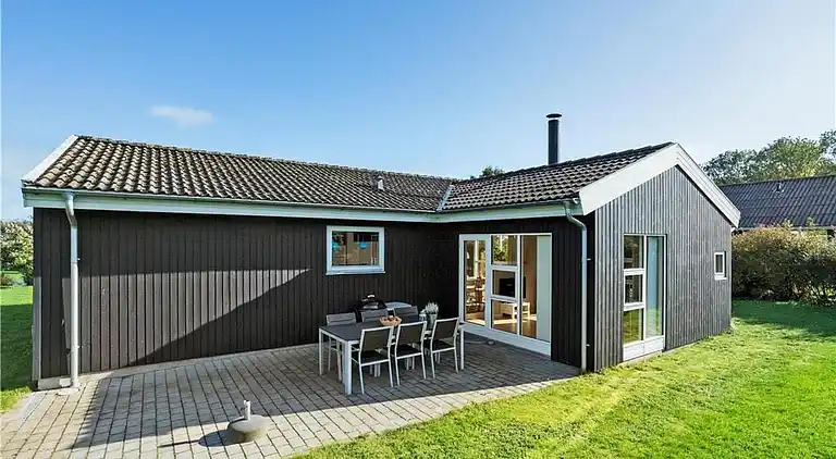 Sommerhus ved Pøt Strandby