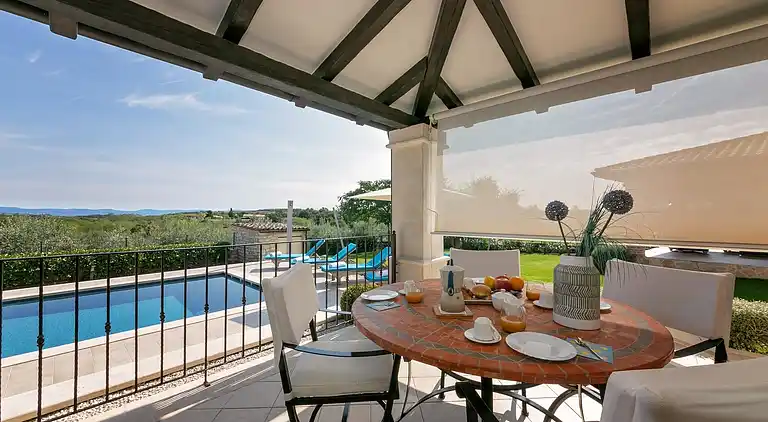 Sommerhus i Baldaši