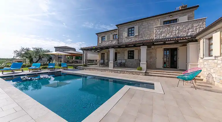 Sommerhus i Baldaši