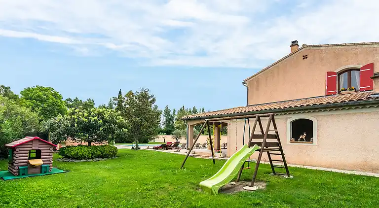 Holiday home in Pernes-les-Fontaines