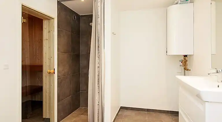 4 vær.lejl.,2 plan,fjordudsigt,PLUS