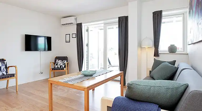 4 vær.lejl.,2 plan,fjordudsigt,PLUS