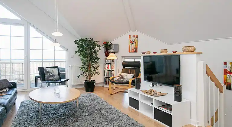 4½ vær.,1.+ 2.sal m/havudsigt