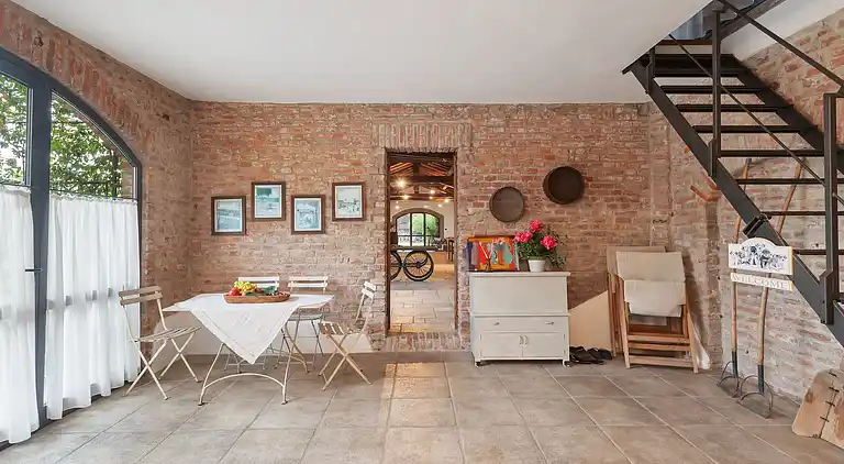 Manor house in Stagno Lombardo