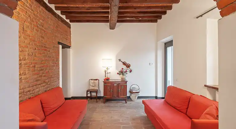 Manor house in Stagno Lombardo