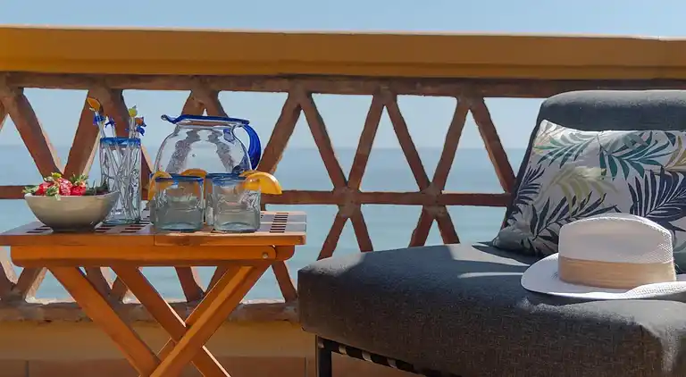 SUPERB FRONT LINE LOCATION - HEATED POOL