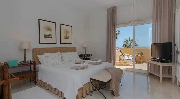 SUPERB FRONT LINE LOCATION - HEATED POOL