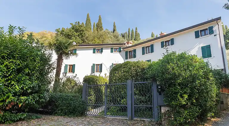 Herregård i Pesina Spezie